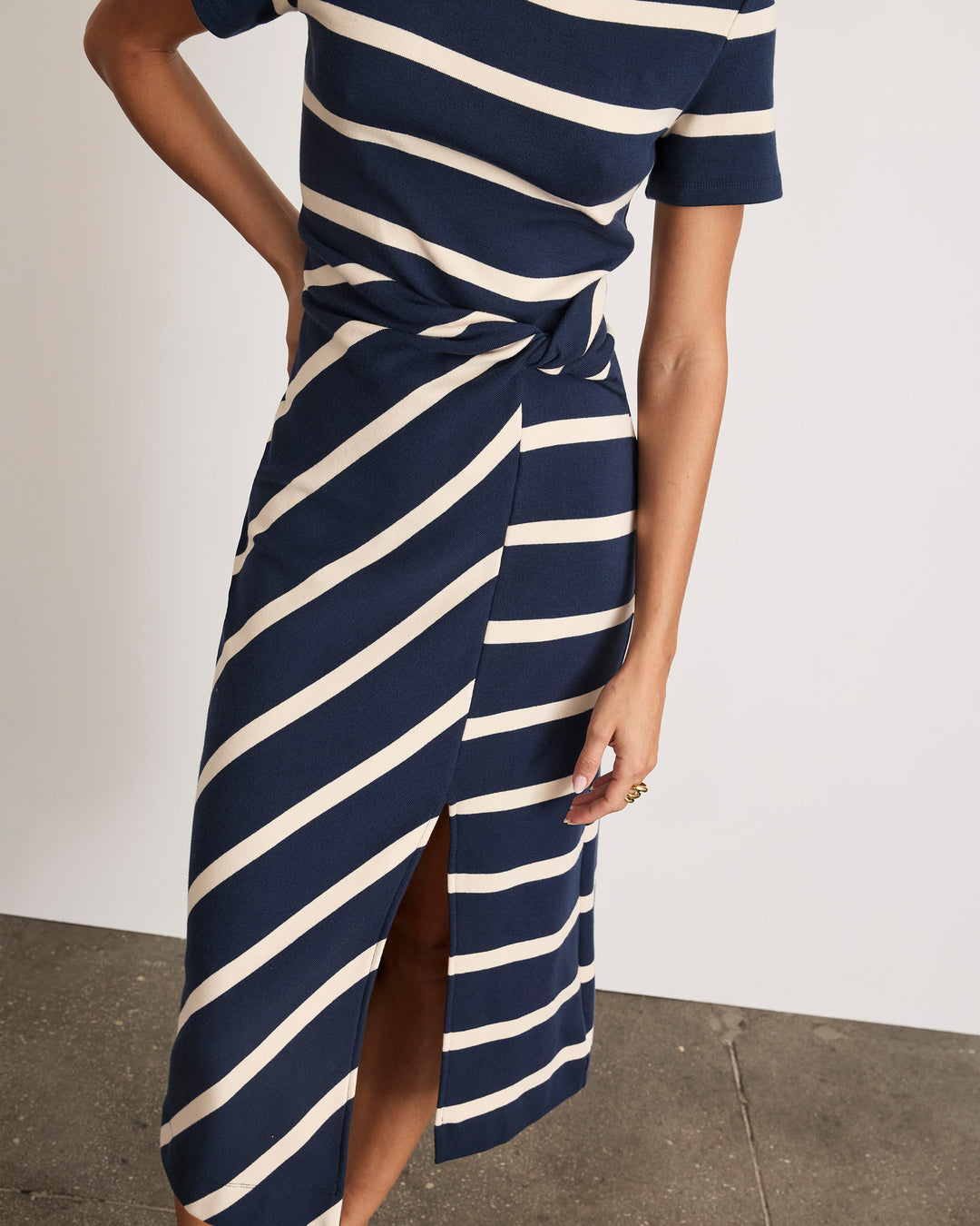 Tanya Taylor | Short Sleeve Striped Cody Dress | Maritime Blue/cream Wide Stripe Midi Dress - M Tanya Taylor | Short Sleeve Striped Cody Dress | Maritime Blue/cream Wide Stripe Midi Dress - M