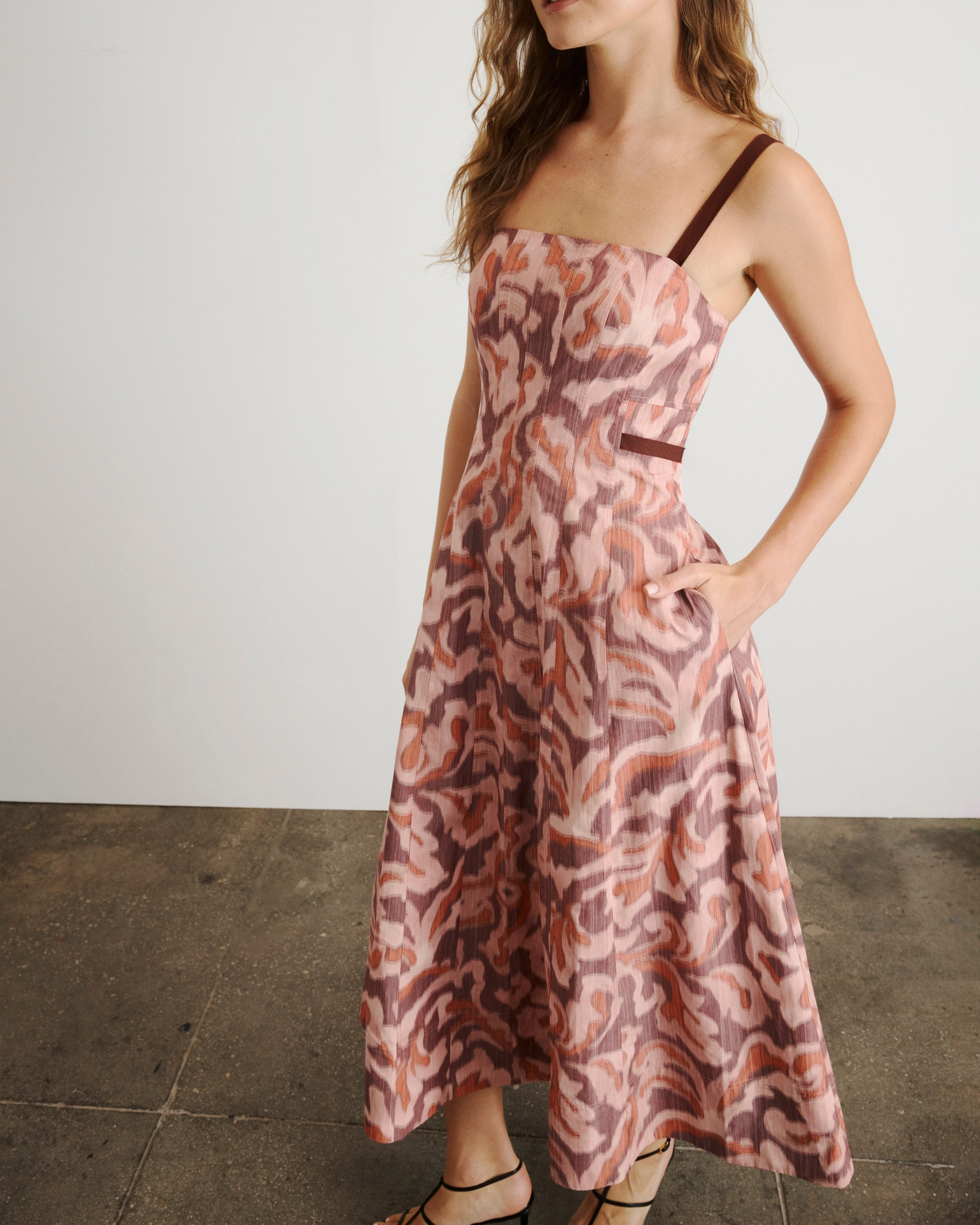 Tavia Dress