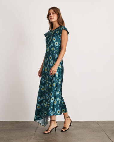 emerald green floral midi dress Just To Know You Emerald Green Floral Midi Dress  Shop the Mint